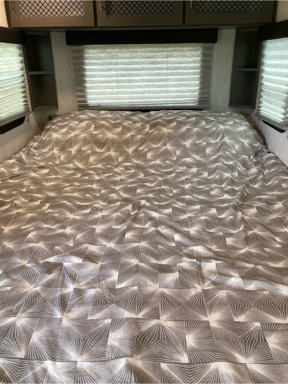 RV/Camper Queen Comforter